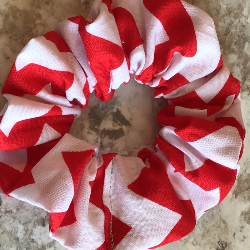 Red white hair scrunchie chevron striped Christmas